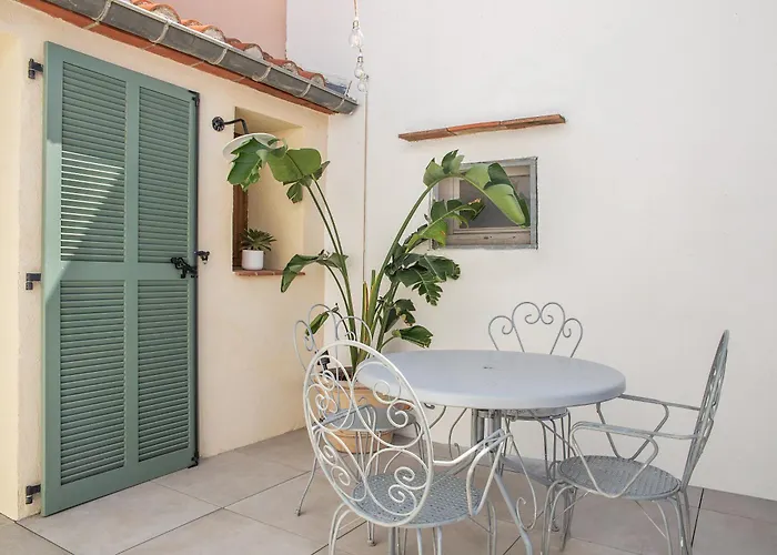 Charmante Maison En Bord De